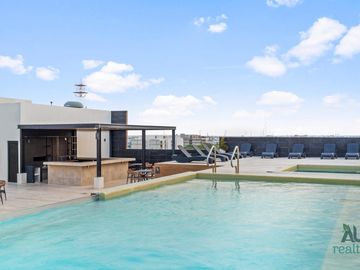 Penthouse de Lujo con Inquilino Activo | Flujo Inmediato en la Mejor Ubicación de Playa del Carmen