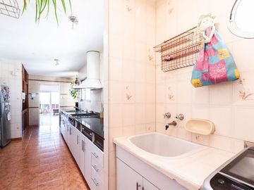 Venta Departamento 4 ambientes Avellaneda