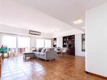 Venta Departamento 4 ambientes Avellaneda
