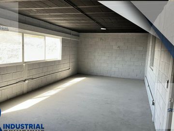 BODEGA EN RENTA Y VENTA EN SANTA CATARINA