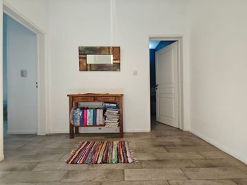 VENTA CASA BARRIO SAN GABRIEL. UNA PLANTA. PILETA