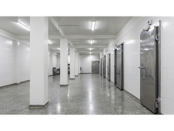 Se Arrienda Bodega de Producción Engativa Industrial 900 m²