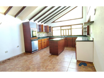 Casa Lote en Arriendo | 3.300 m² | Floresta de La Sabana | Campestre