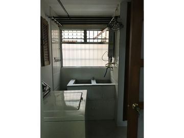 VENTA DE APARTAMENTO LAURELES, MEDELLIN