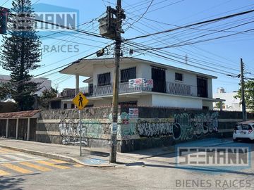 Casa en Fraccionamiento Virginia