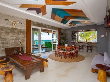 En Venta Casa-Hotel de 6 Habitaciones en Isla Blanca