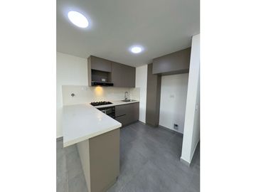 ARRIENDO HERMOSO CÓMODO APARTAMENTO EN SURAMERICA