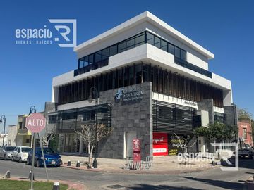 OPORTUNIDAD DE INVERSIÓN: CONSULTORIO EN VENTA EN EL CENTRO CON ESTACIONAMIENTO