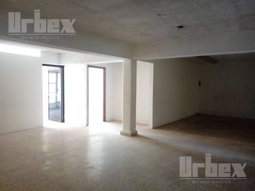 SE VENDE EDIFICIO COMERCIAL EN EL CORAZON DEL CENTRO DE CIUDAD DEL CARMEN