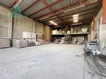 Oportunidad¡¡ Venta de Local Comercial por Ave. Heroico, Araram
