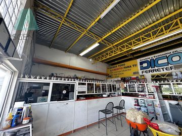 Oportunidad¡¡ Venta de Local Comercial por Ave. Heroico, Araram