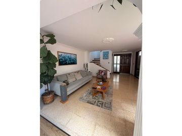 Venta de Casa Unifamiliar en unidad cerrada Terracina, Envigado
