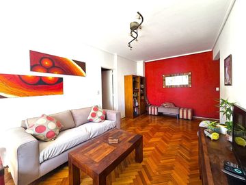 VENTA TRES AMBIENTES C/ BALCÓN EN TORRE COLEGIALES