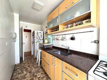 VENTA TRES AMBIENTES C/ BALCÓN EN TORRE COLEGIALES