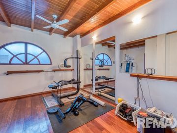 IMPECABLE CASA 6 AMB B° RIVER +JARDIN + PILETA