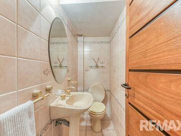 IMPECABLE CASA 6 AMB B° RIVER +JARDIN + PILETA