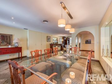 IMPECABLE CASA 6 AMB B° RIVER +JARDIN + PILETA