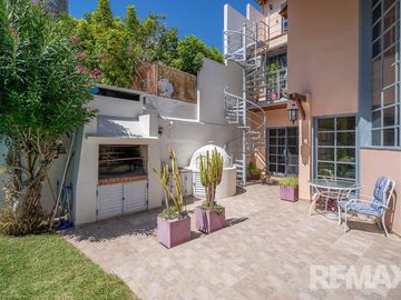 IMPECABLE CASA 6 AMB B° RIVER +JARDIN + PILETA