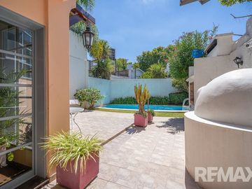 IMPECABLE CASA 6 AMB B° RIVER +JARDIN + PILETA