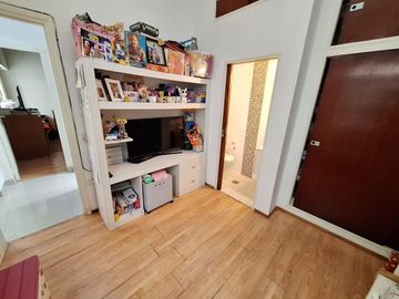 HERMOSO PH EN PB 4 AMB RECICLADO CON TERRAZA