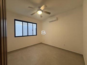 Casa en Fraccionamiento Vía Cumbres
