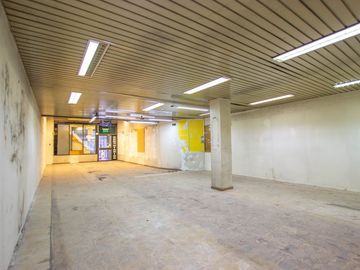 Local Comercial ¡Super Amplio! En 
