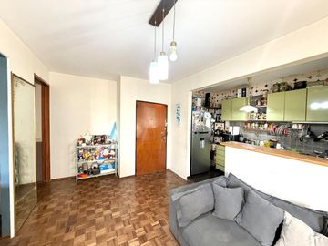 VENTA departamento 3 / 4 amb. PISO ALTO Belgrano R