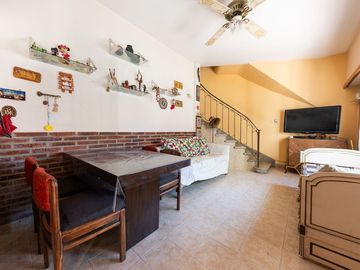 VENTA PH 4 AMBIENTES EN BARRIO DE RIVER NUÑEZ CABA