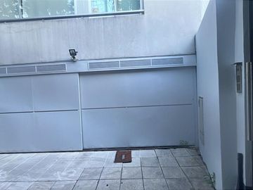 VENTA COCHERA CUB ENTRADA PRIVADA - BELGRANO, CABA