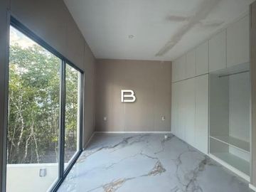 Casa en Fraccionamiento Vía Cumbres
