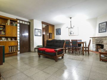 PH CON GRAN ESPACIO VERDE EN AVELLANEDA