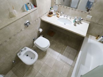 PISO DUPLEX 5 AMB + TERRAZA PROPIA EN BELGRANO