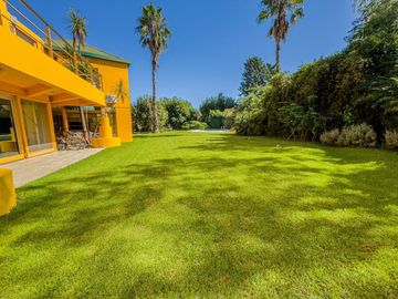 CASA VENTA 6 AMBIENTES COUNTRY SAN DIEGO MORENO