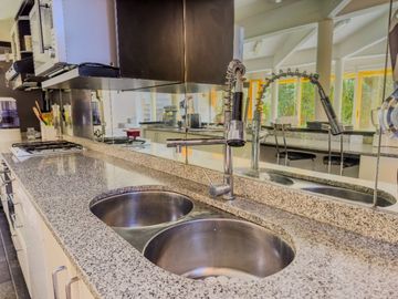CASA VENTA 6 AMBIENTES COUNTRY SAN DIEGO MORENO