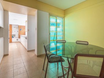 VENTA DEPTO 5 AMB EN FLORES APTO CREDITO