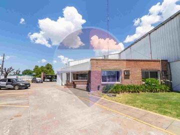 VENTA GALPON/DEPOSITO INDUSTRIAL 3300 m2, GARIN