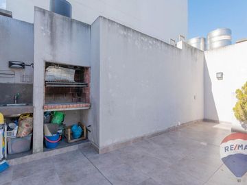 Duplex 3 amb con terraza, coch+ Baulera. Urquiza
