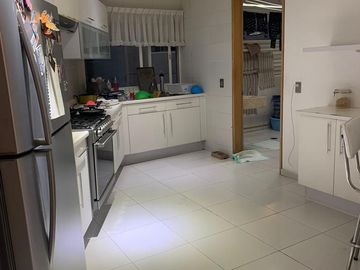 Departamento en Venta, Interlomas Bien Ubicado en Cerrada, Amplios Espacios, Listo para Ocuparse