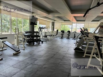 Departamento en Venta, Interlomas Bien Ubicado en Cerrada, Amplios Espacios, Listo para Ocuparse