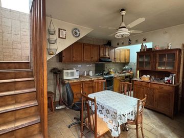 VENTA PH 6 AMB  4 COCHERAS TERRAZA BOEDO