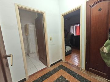 VENTA Casa 3 ambientes en Ituzaingó. Amplio lote.