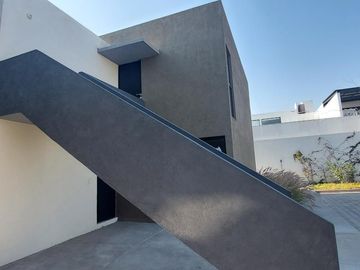 Casa duplex en Nuevo Juriquilla (San Isidro)
