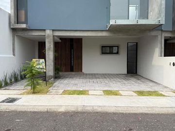 Casa en Nueva en Venta, Fracc. Lomas del Meditarráneo, Riviera Veracruzana
