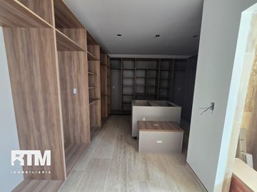 SE VENDE CASA EN LA LOMA CLUB DE GOLF