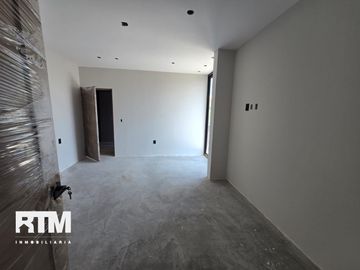 SE VENDE CASA EN LA LOMA CLUB DE GOLF