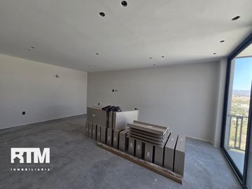 SE VENDE CASA EN LA LOMA CLUB DE GOLF