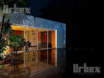SE VENDE ESPECTACULAR Y MODERNA CASA EN IMI, CAMPECHE.