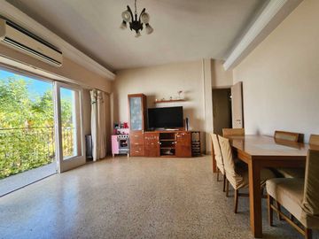 Departamento 3 Ambientes en Venta en Versalles