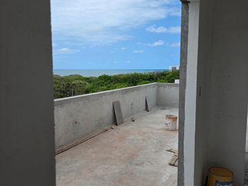 Con vista al mar. Casa en Venta en Fracc. Lomas Mediterráneo, Alvarado Veracruz.