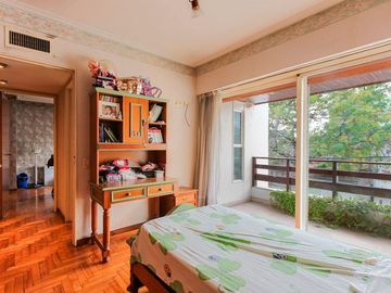 CASA 5 AMBIENTES VENTA FLORES QUINCHO PERMUTA